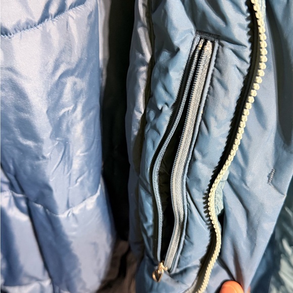 L.L. Bean Women's Two-Tone Blue Hooded Jacket EUC - Picture 12 of 16